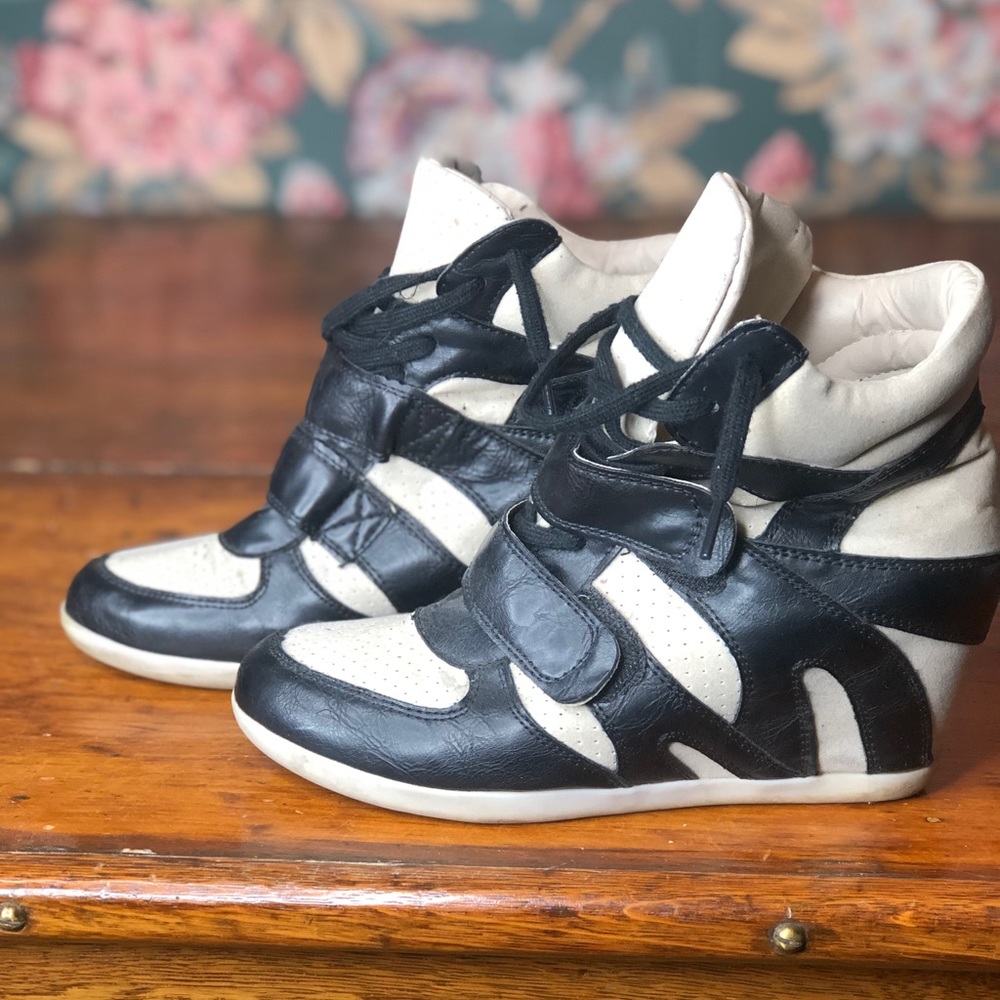 High top wedge sneaker